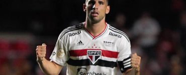 Toca no Calleri que é gol (Foto: Twitter/São Paulo FC))