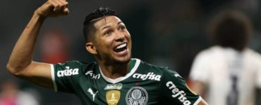 Rony marcou o tão esperado gol de bicicleta (Foto: Divulgação)